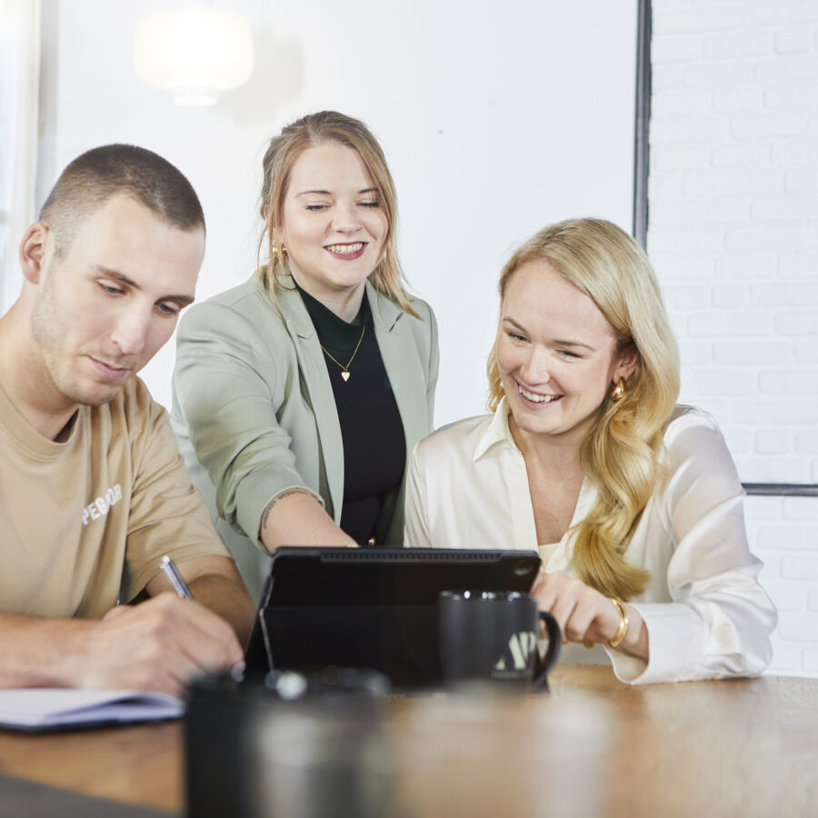 Unsere Experience Marketing Expert:innen beim Strategiegespräch.