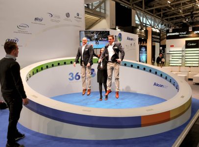 Besucher eines Events in unserem Magic 360® Photo Booth.